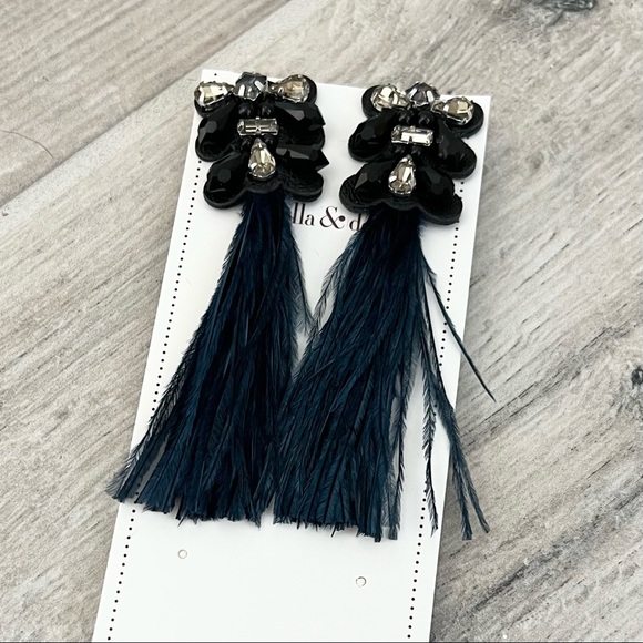 Stella & Dot French Twist Feather Earrings - Picture 2 of 7